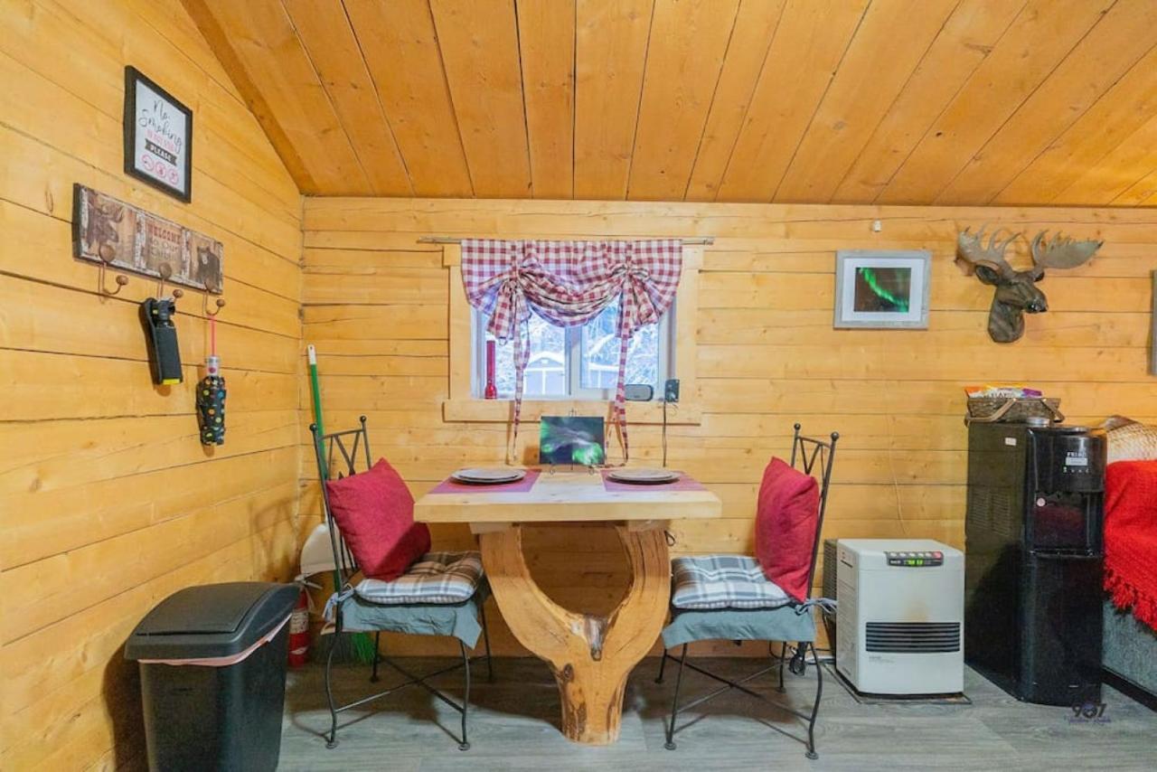Сasa de vacaciones 1 Bd. Deluxe Log Dry Cabin| Views Northern Lights!