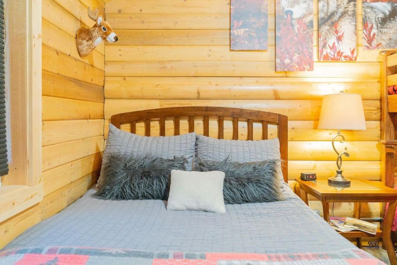1 Bd. Deluxe Log Dry Cabin| Views Northern Lights! Сasa de vacaciones Fairbanks